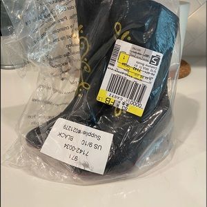 Disney Elsa Black Boots